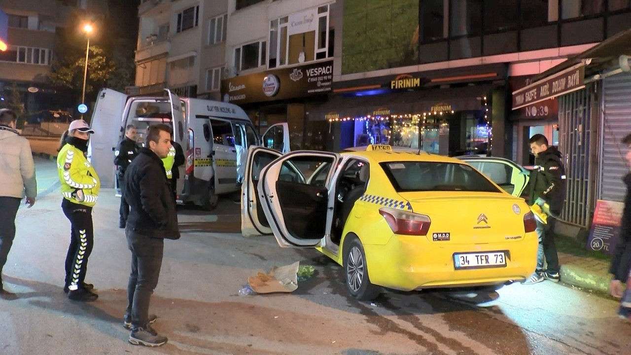 Kadıköy’de taksi ücreti yüzünden tartıştığı şoförü silahla yaraladı
