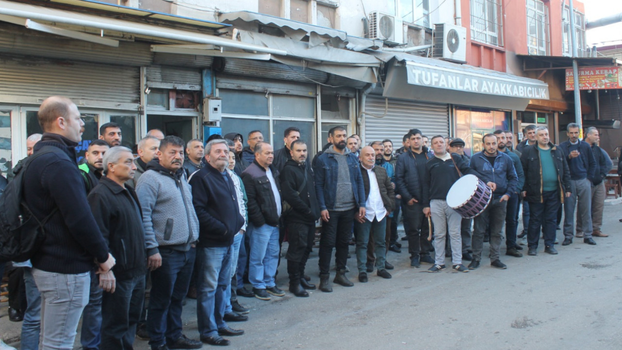 Adana’da yüzlerce saya işçisi iş bıraktı: Pişman oldum