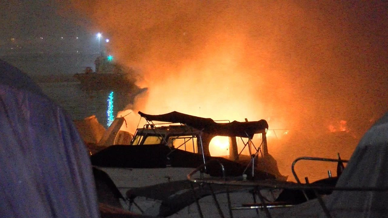 Caddebostan yat limanında yangın: 6 tekne yandı - Sayfa 2
