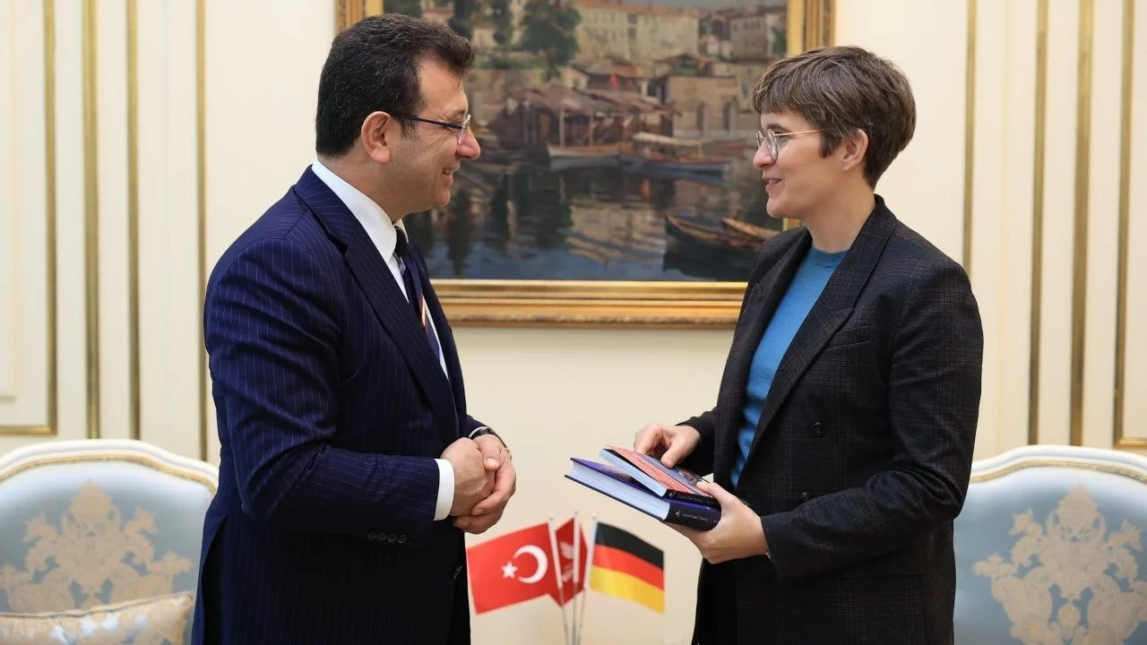 Alman Devlet Bakanı Lührmann, İmamoğlu'nu ziyaret etti