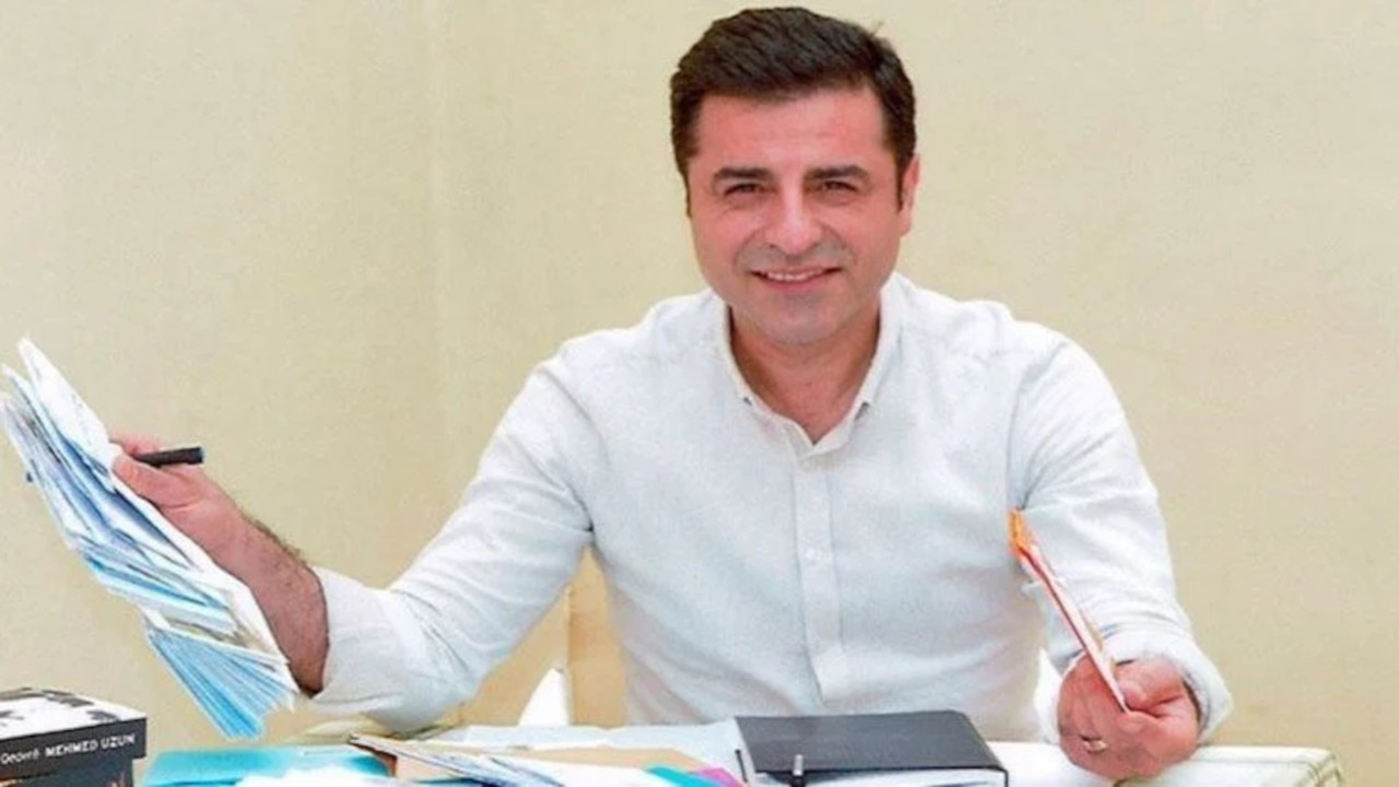 Demirtaş'tan Altılı Masa'ya: Küçük tarikat partisiyle bile görüştüler, HDP'ye gelince...