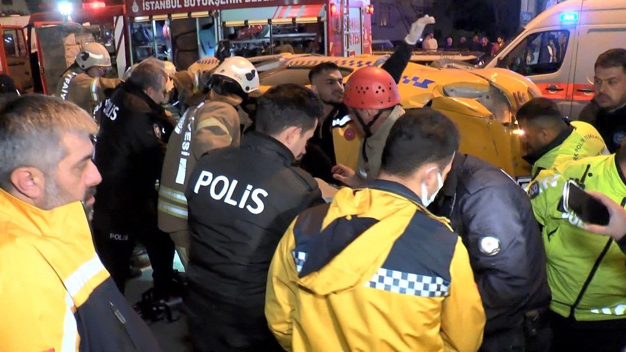 Kadıköy’de taksi takla attı: 3’ü ağır 4 yaralı - Sayfa 4