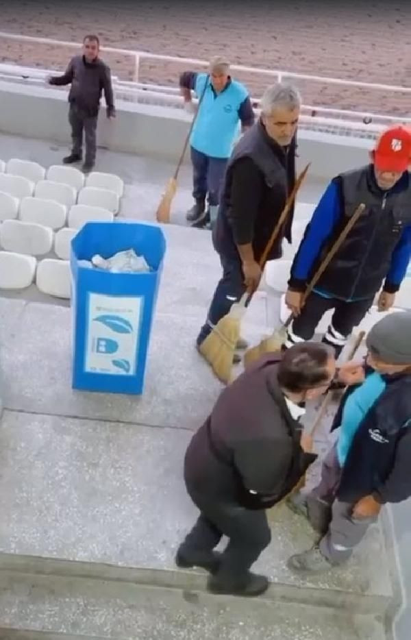 İzmir'de temizlik görevlisine tokatlı saldırı - Sayfa 4