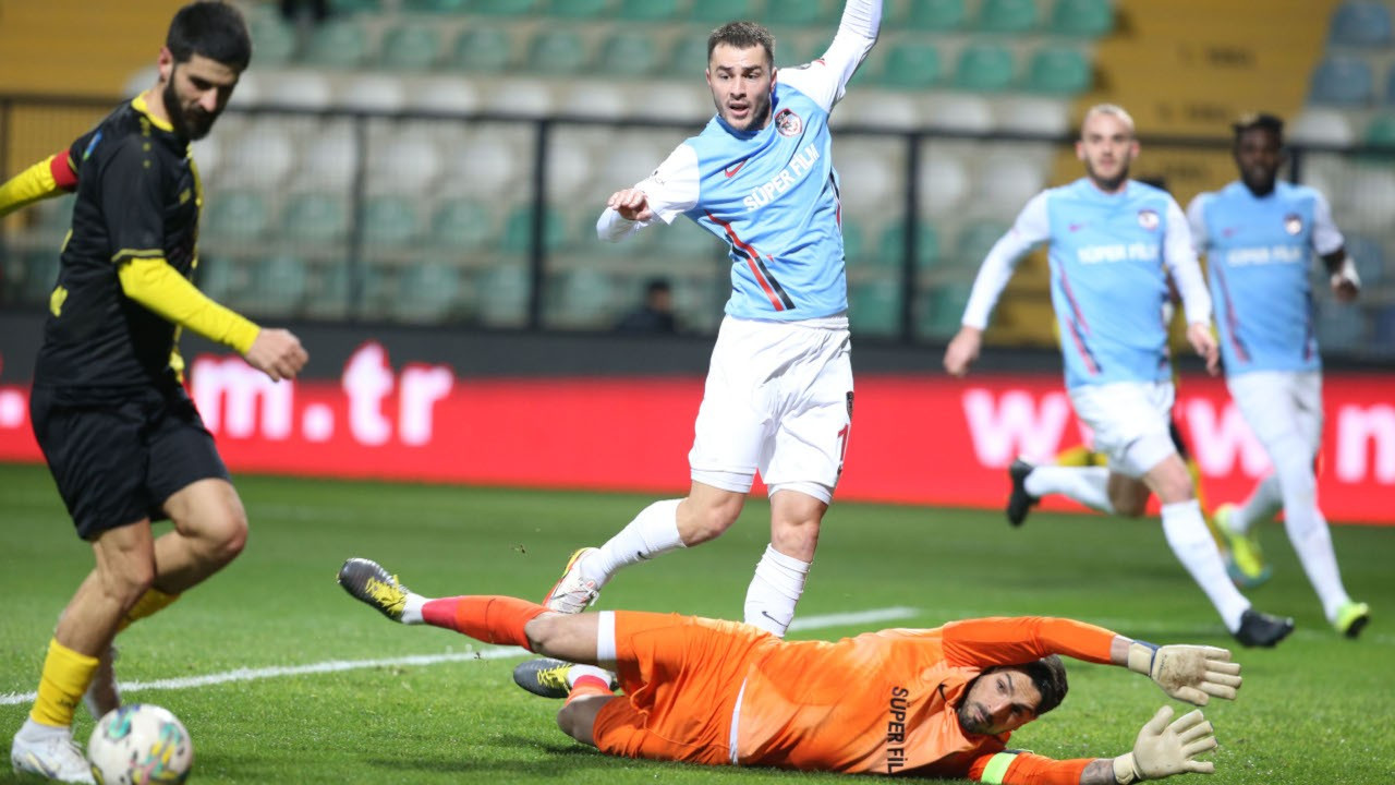 İstanbulspor sahasında 1 puanı son dakika golüyle aldı