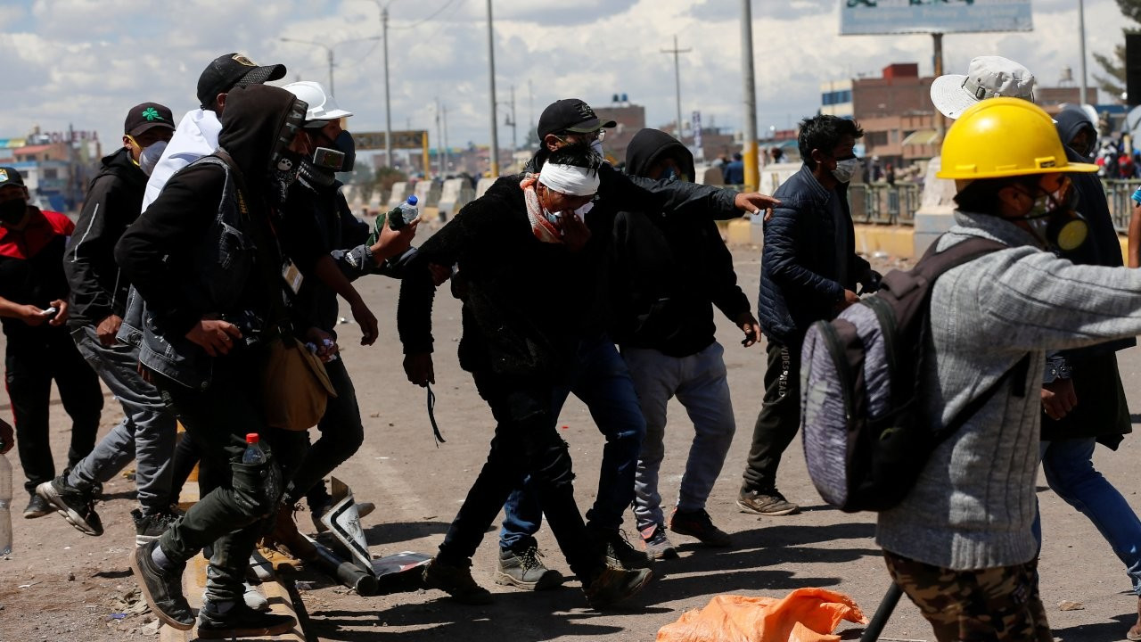 Peru'da protestolar: Ölü sayısı 43'e yükseldi