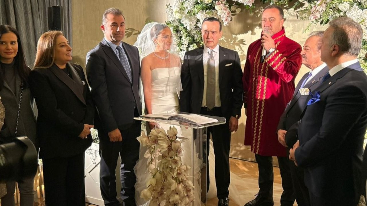 Kürşad Yılmaz evlendi: Eski bakan Cavit Çağlar nikah şahidi oldu