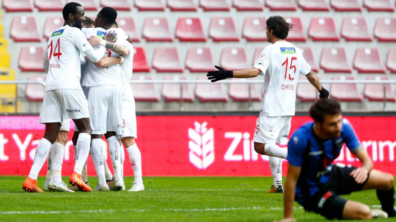 Son şampiyon Sivasspor çeyrek finale yükseldi