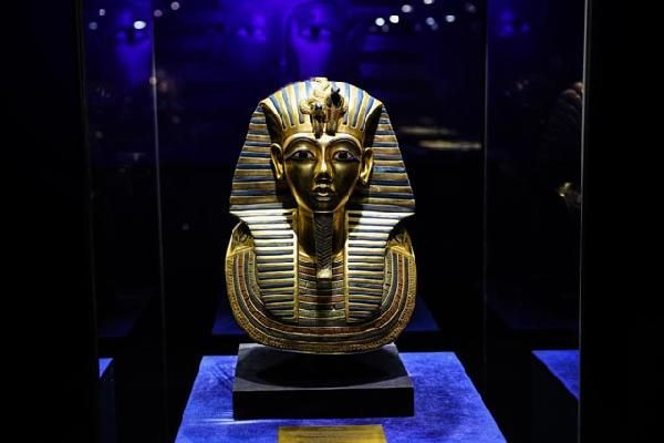 İlber Ortaylı Tutankhamun sergisinde konuştu: Hepimiz Mısırlıyız - Sayfa 4