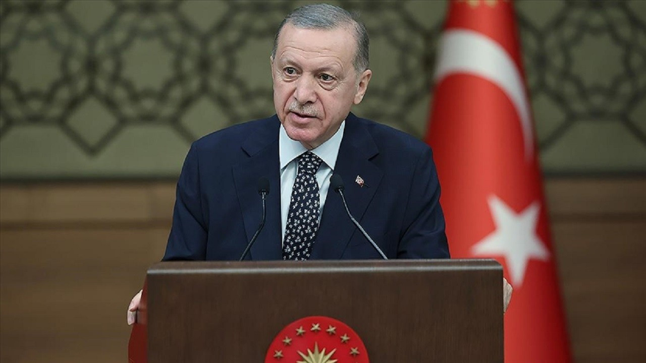 Anayasa hukukçuları: Erdoğan yeniden aday olamaz
