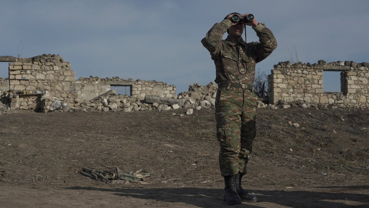 Azerbaycan-Ermenistan sınırında çatışma: Karşılıklı suçlamalar