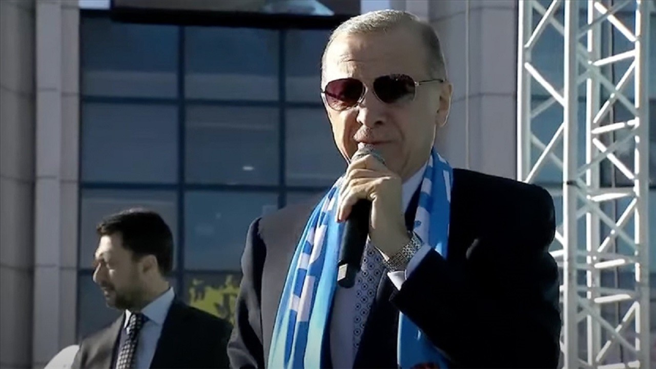 Erdoğan: Yunanistan adaları silahlandırırsa çılgın Türkler yürür