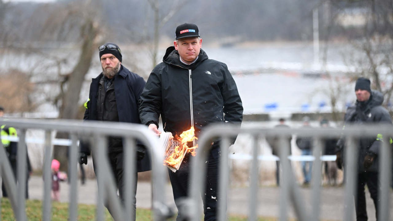 Muhalefetten İsveç'te Kuran-ı Kerim yakılmasına tepki: Amacı iyi biliyoruz