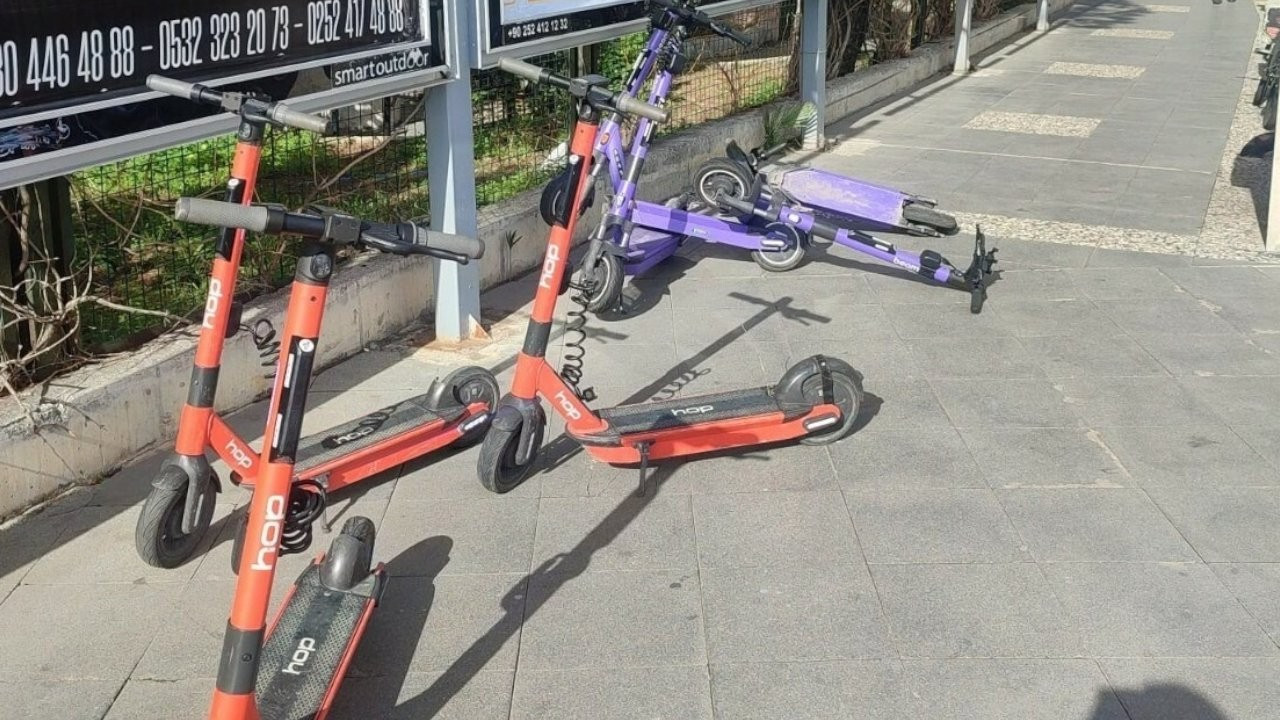 Marmaris'te scooterlar toplatıldı