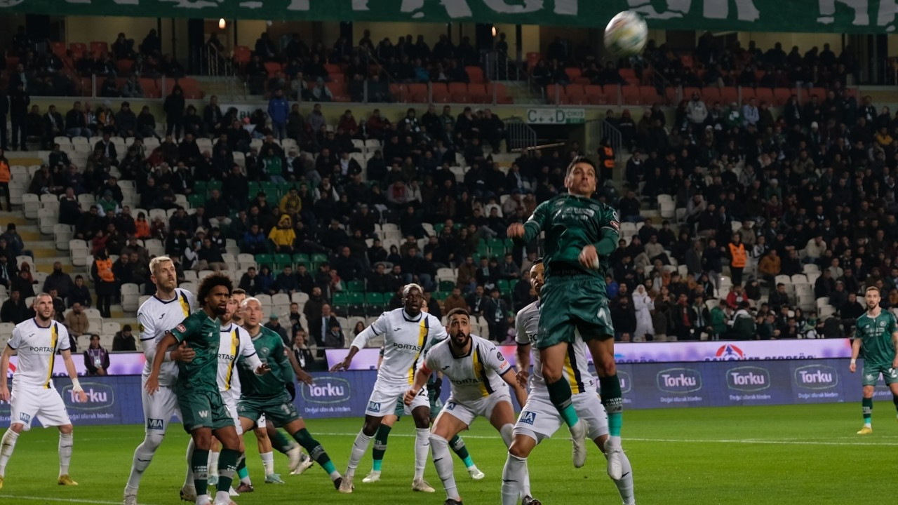 Ankaragücü Konyaspor'u tek golle geçti