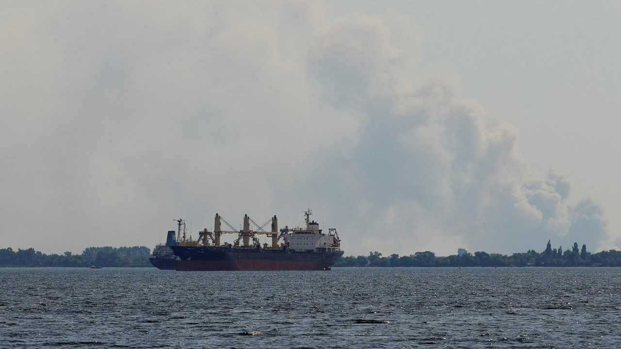 Ukrayna’nın Herson Limanı’nda Türkiye menşeli gemiye saldırı