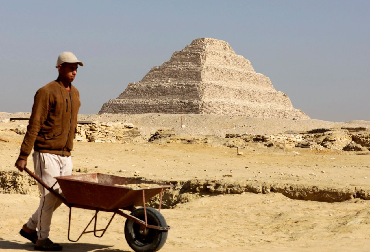 Mısır'da 4 bin 300 yıllık mumya bulundu: Bulunan en eski mumya - Sayfa 1