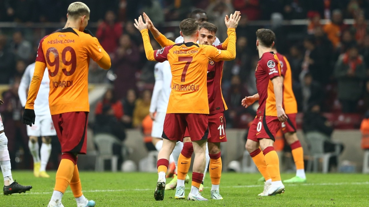 Galatasaray'dan rekor: Galibiyet serisini 14'e çıkardı