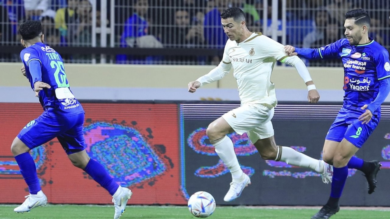 Ronaldo, Al Nassr formasıyla resmi maçlardaki ilk golünü attı