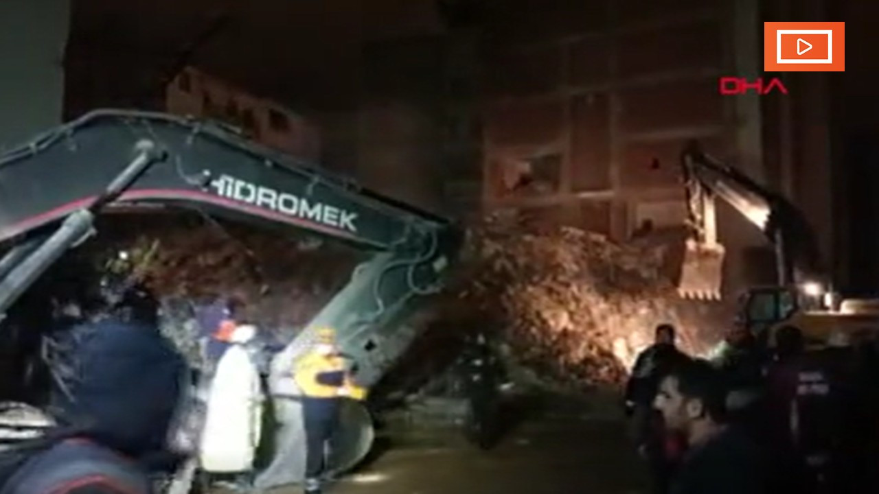 Elazığ'da çalışma yapılan enkazda doğalgaz sızıntısı