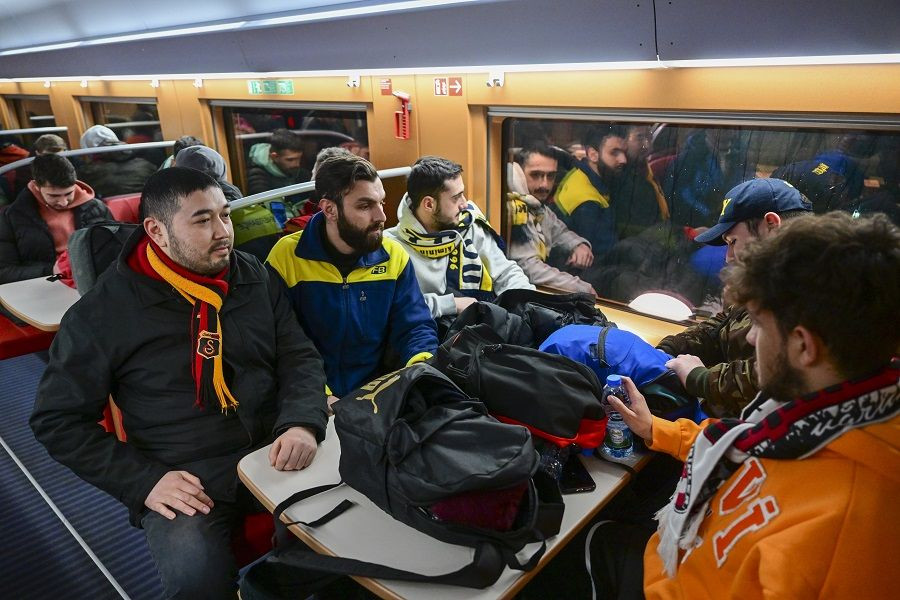 Deprem gönüllüleri trenle İstanbul'dan yola çıktı - Sayfa 3