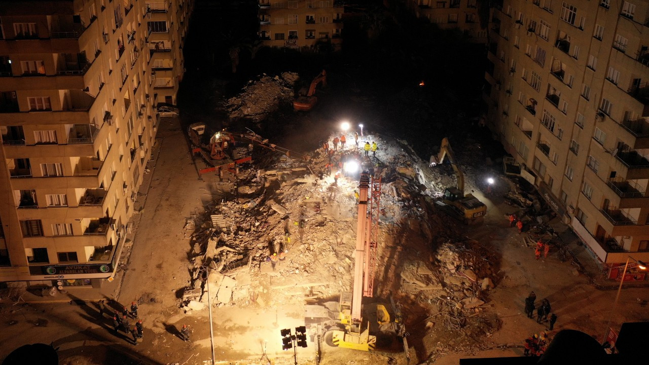 Osmaniye'de, depremde yıkılan binalarla ilgili 6 kişi hakkında gözaltı kararı