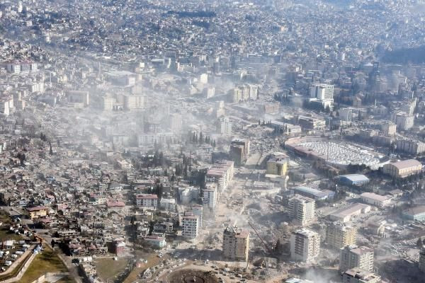 Maraş'taki büyük yıkım, helikopterden görüntülendi - Sayfa 3