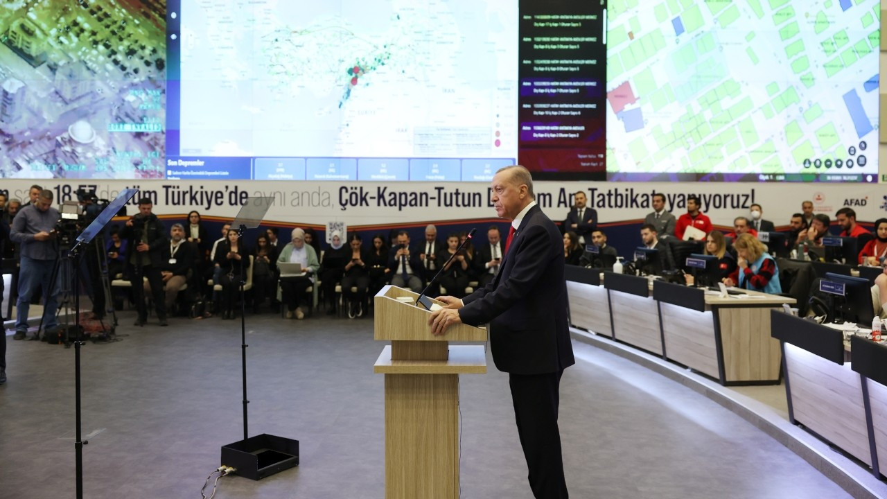 Erdoğan açıkladı: Depremde hayatını kaybedenlerin sayısı 35 bin 418'e yükseldi