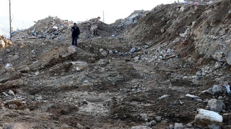 Enkaz kaldırıldı: Evleri yıkılan anne ve kızı bulunamadı - Sayfa 2