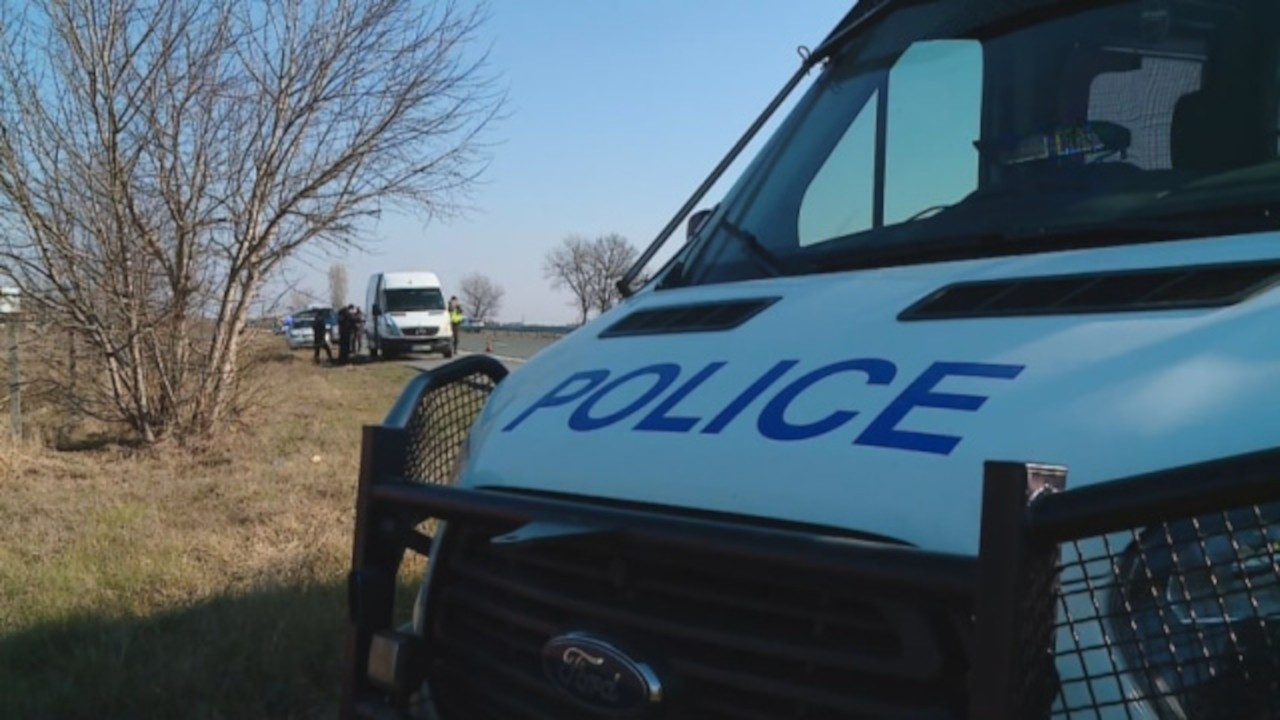 Bulgaristan’da terkedilmiş bir kamyonda 18 göçmen ölü bulundu