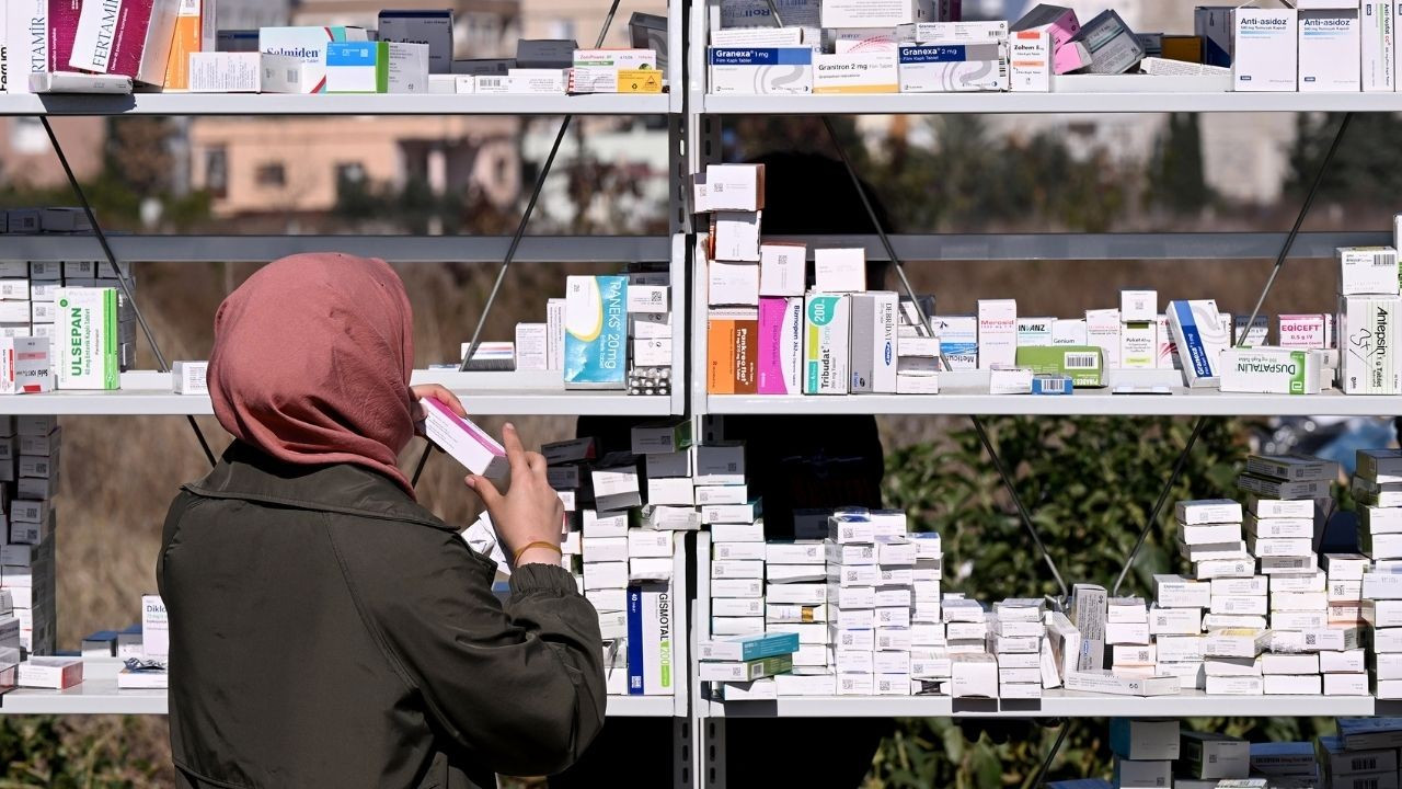 Almanya Sağlık Bakanlığı, depremzedeler için ‘ilaç zirvesi’ düzenledi
