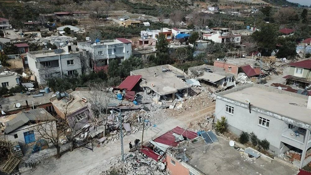 Depremde 200 evden 190'ı yıkıldı - Sayfa 4