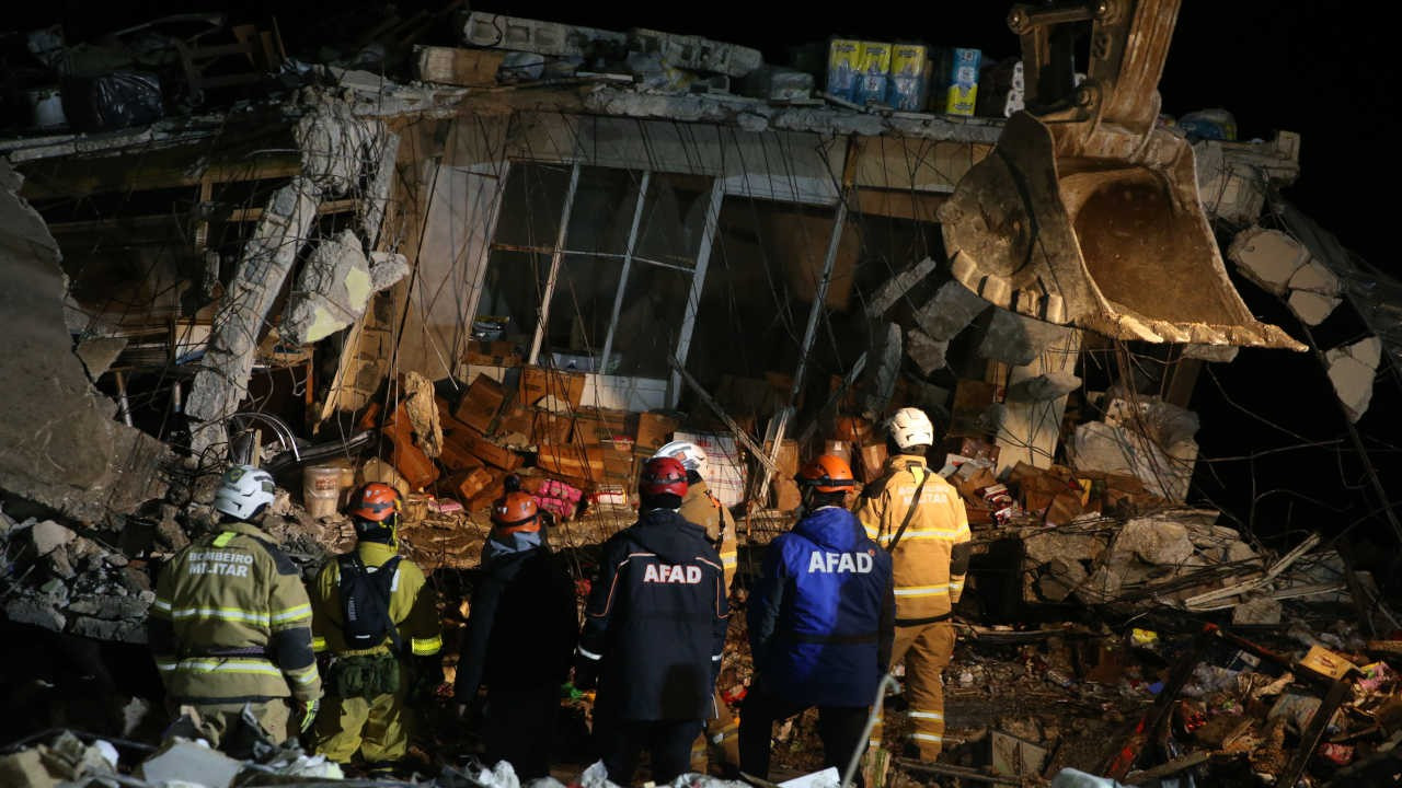 Hatay'daki depremlerde can kaybı 6'ya yükseldi