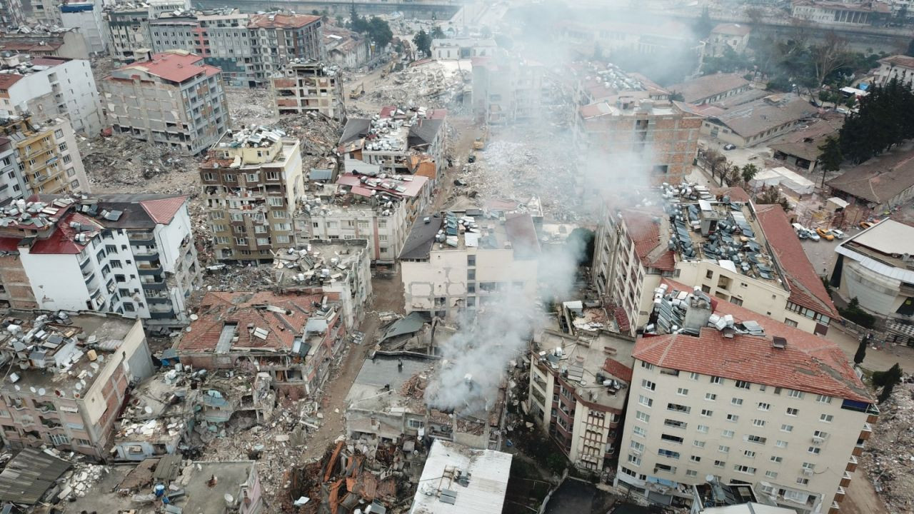 Hatay depremlerinin yol açtığı yıkım havadan görüntülendi - Sayfa 2