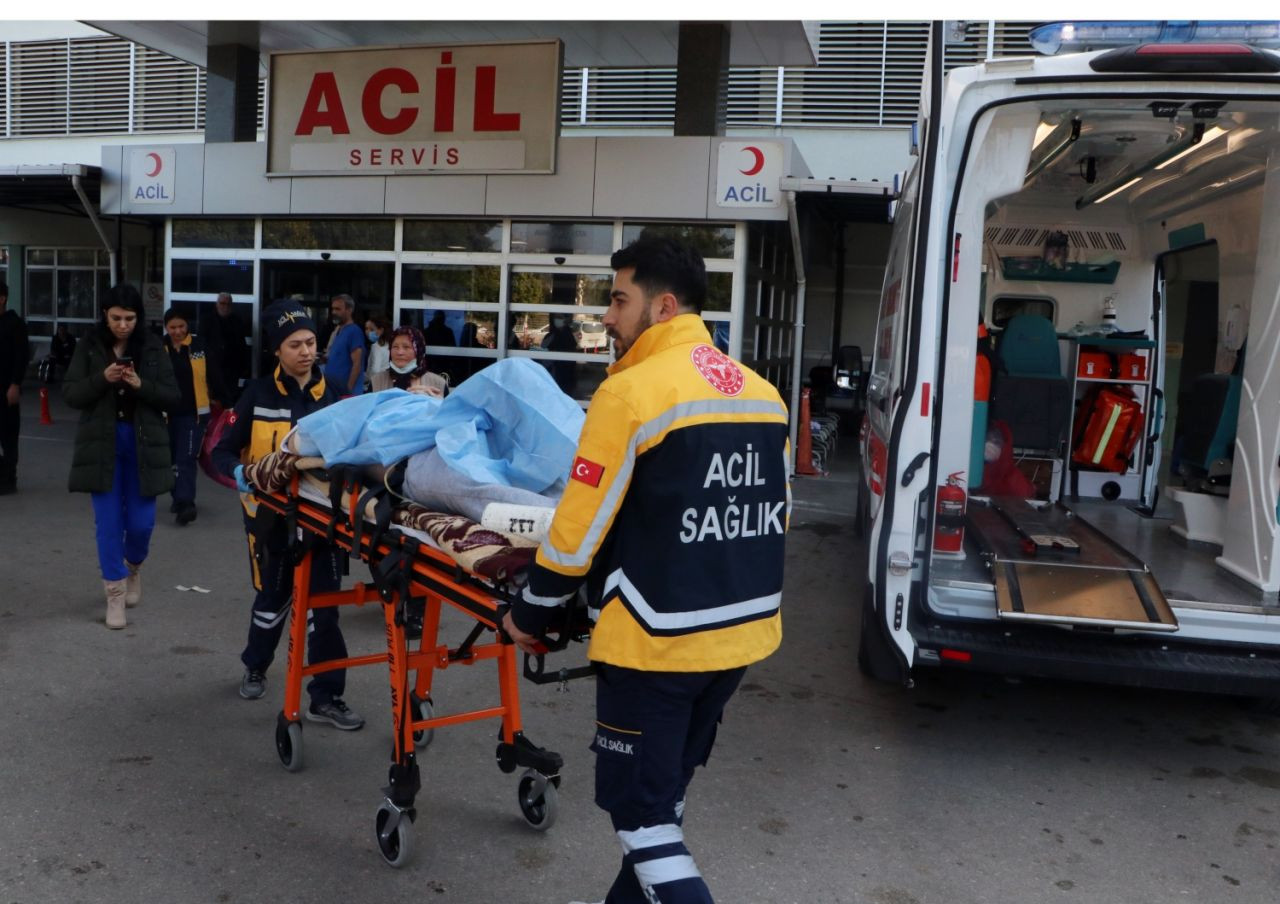 Depremde hasar gören Balcalı Hastanesi'nden tahliyeler sürüyor - Sayfa 3