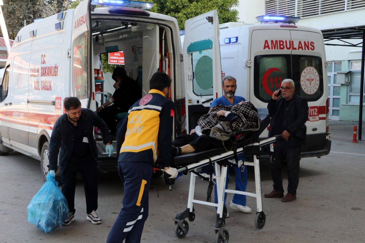 Depremde hasar gören Balcalı Hastanesi'nden tahliyeler sürüyor - Sayfa 4