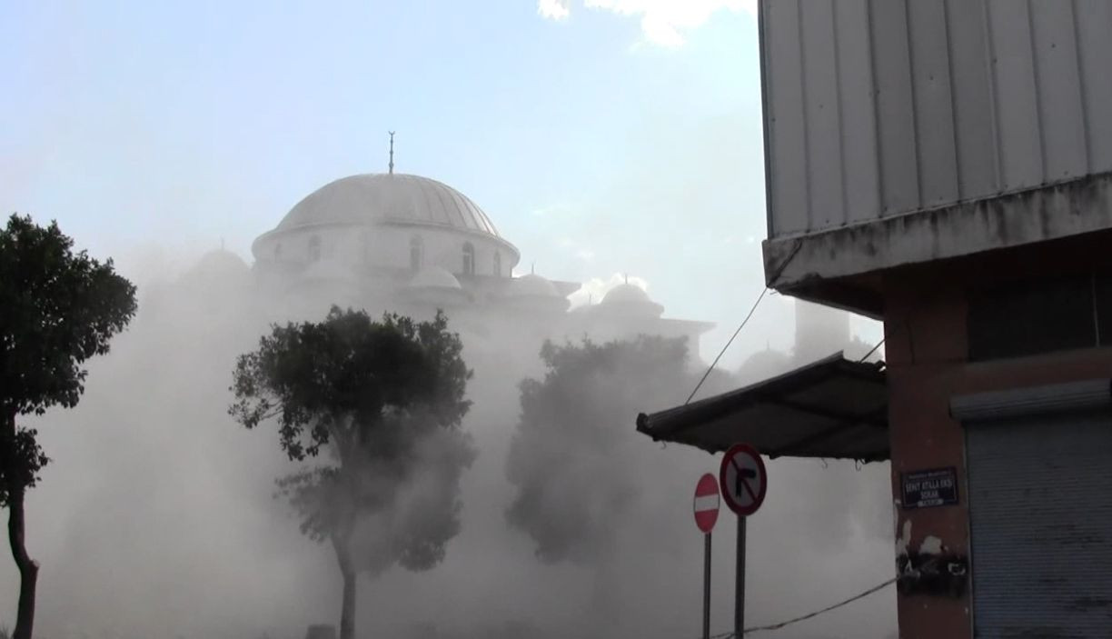 Adana'da 150 caminin hasarlı minaresi yıkılıyor - Sayfa 2