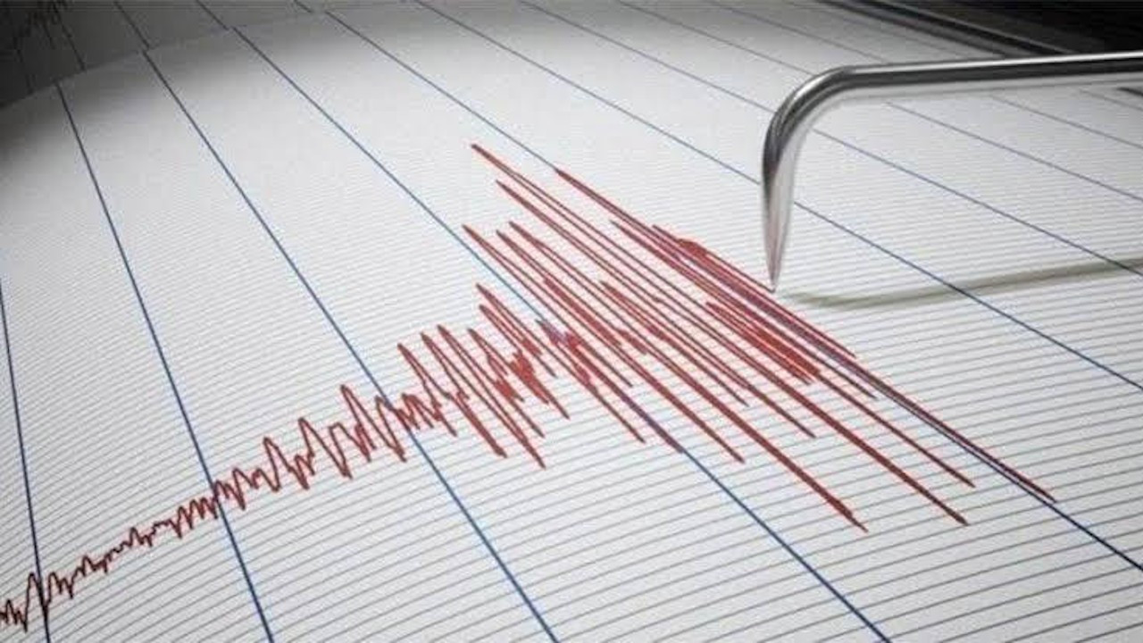 İran'ın güneybatısında 5.5 büyüklüğünde deprem