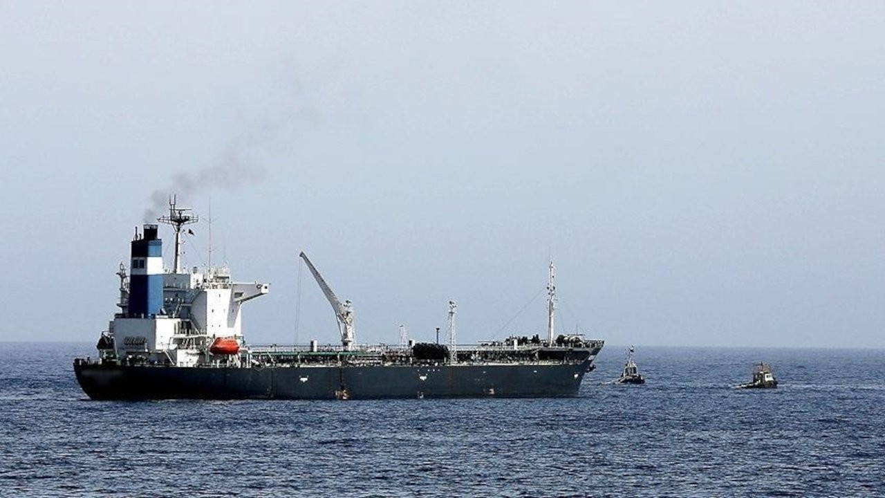 İspanya, 'petrol sızıntısı' gerekçesiyle Türk tankerine el koydu