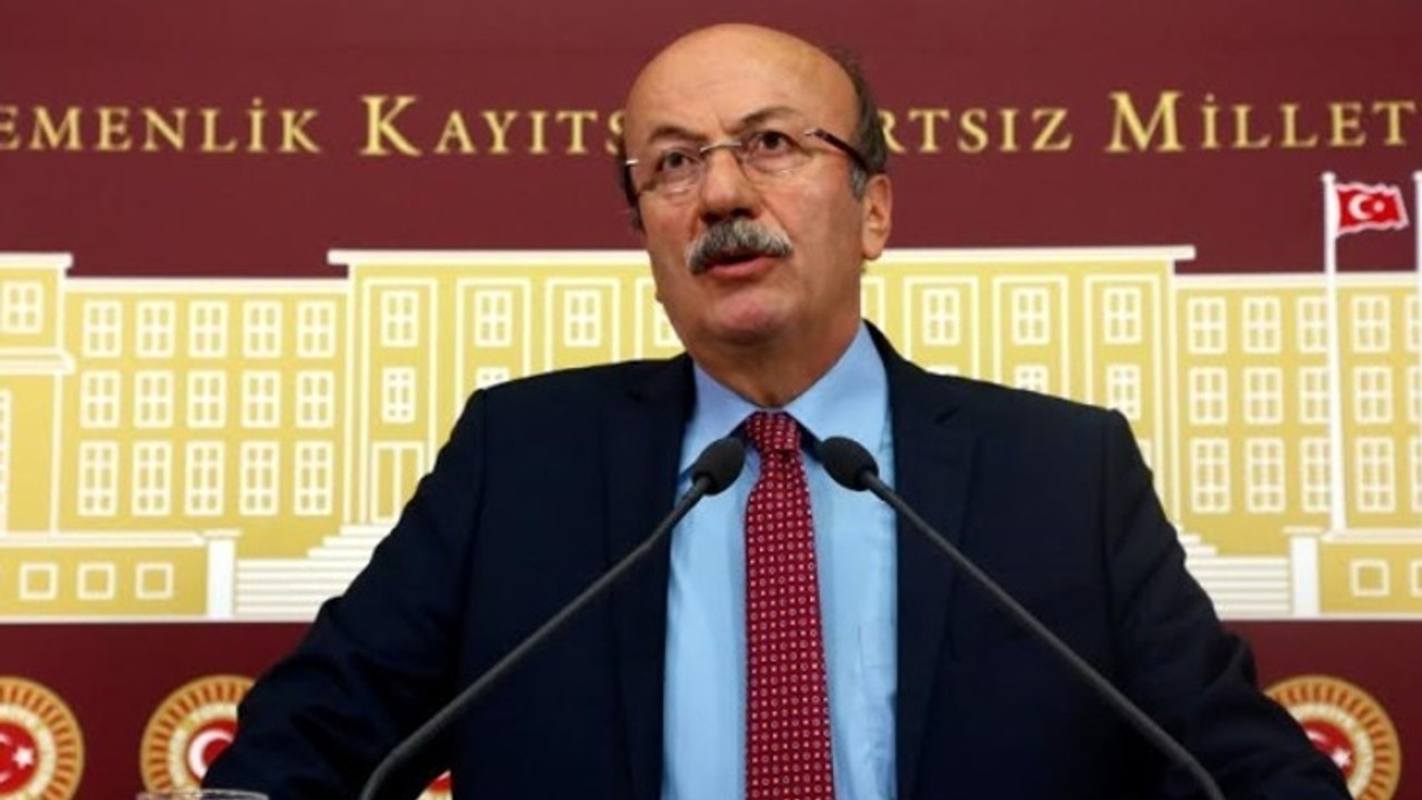 Mehmet Bekaroğlu'ndan Özgür Özel'e 'Turan Hançerli' mektubu