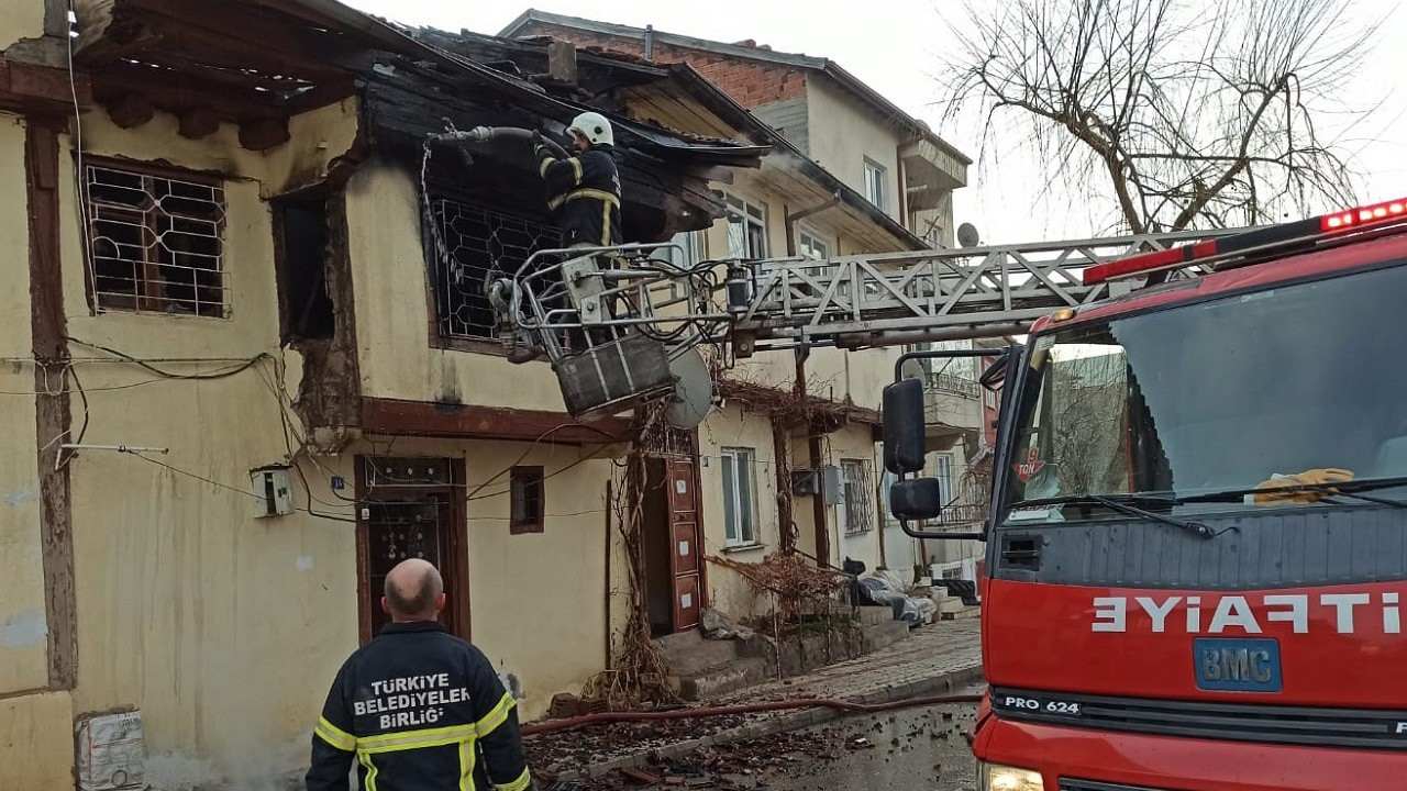 Tokat'ta evde çıkan yangında 3 kişi öldü, 1 kişi yaralandı