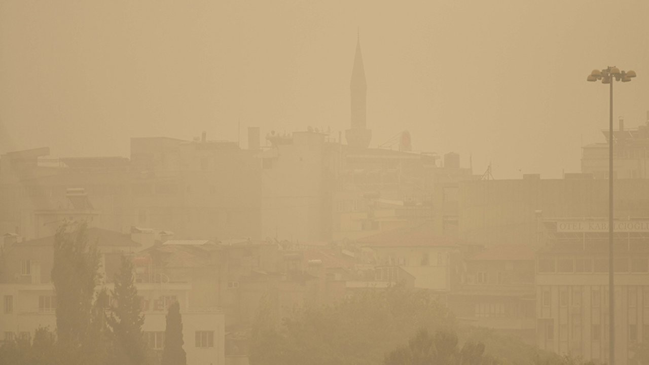 Meteoroloji'den Güneydoğu ve Doğu Anadolu için toz taşınımı uyarısı