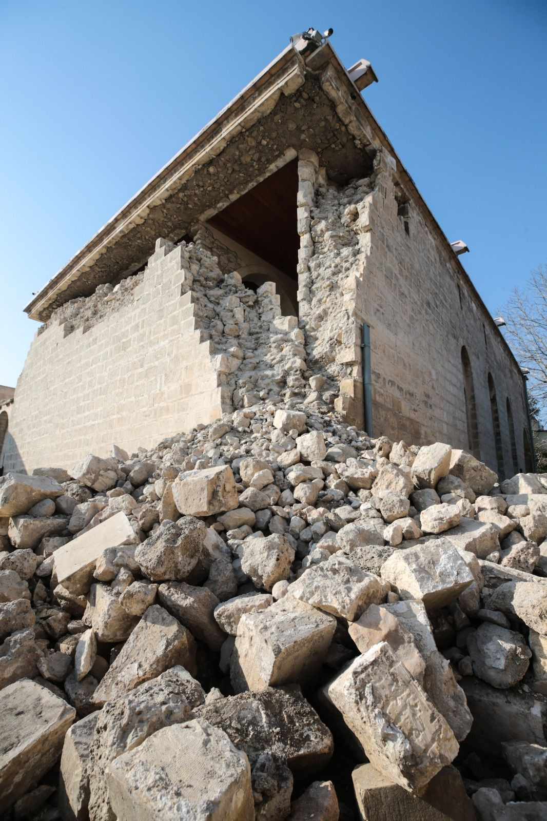 Depremde Adıyaman'daki Süryani Kilisesi de ağır hasar aldı - Sayfa 4