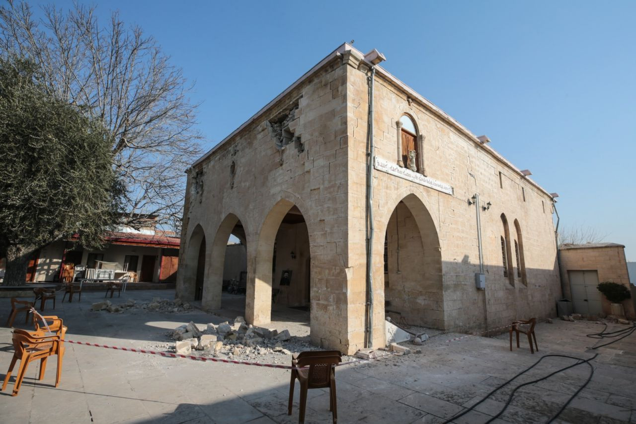 Depremde Adıyaman'daki Süryani Kilisesi de ağır hasar aldı - Sayfa 1