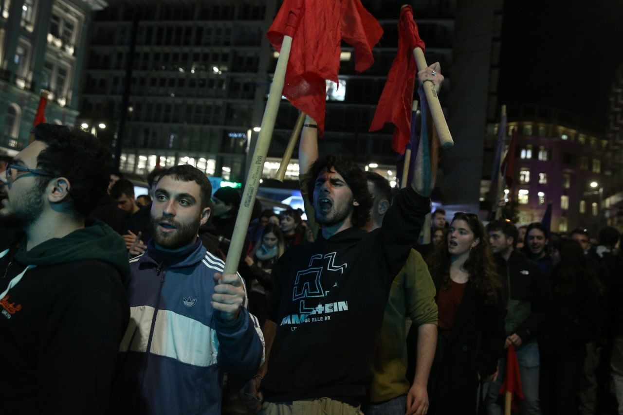 Yunanistan'da protestolar: 'Kaza değil cinayetti' - Sayfa 8