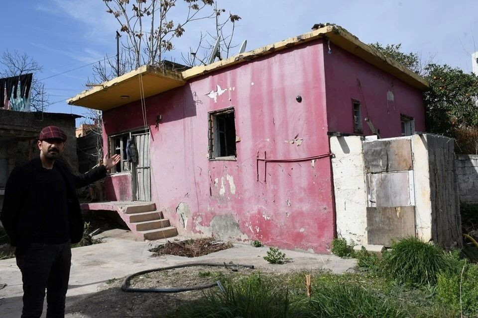 Mersin'deki 'meşhur kırmızı ev' satışa çıkarıldı: Gizeminden dolayı satılık... - Sayfa 3