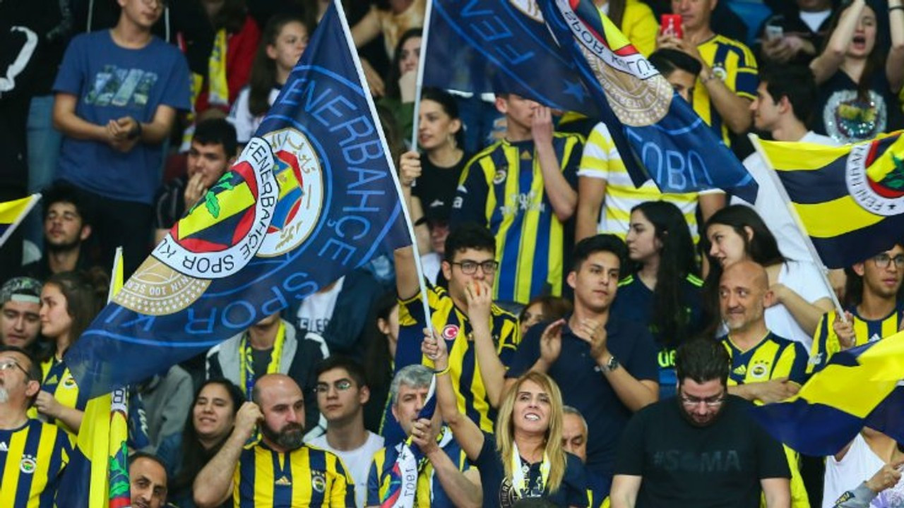 Fenerbahçeli taraftarlar 5 yıl sonra Beşiktaş tribününde olacak 