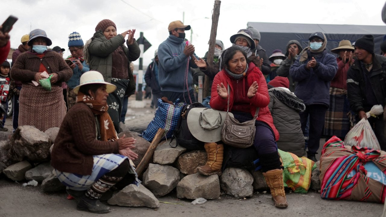 Peru'da protestolar: Ölü sayısı 64'ü, yaralı sayısı 1800'ü aştı