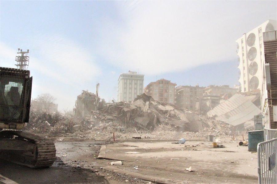 Galeria Sitesi'nin bir bloğu yıkım sırasında çöktü - Sayfa 4