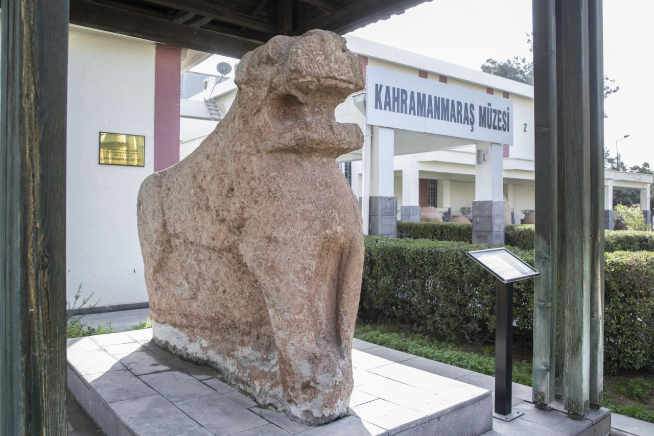 Depremde zarar görmeyen 3 bin 500 yaşındaki 'Maraş Fili' korumaya alındı - Sayfa 1