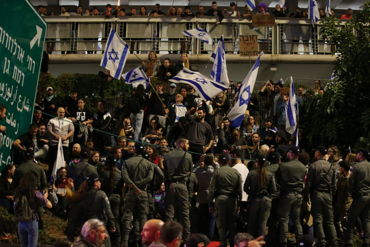 Netanyahu'nun 'yargı darbesi'ne karşı protesto: Eylemler, 10'uncu haftasında - Sayfa 1